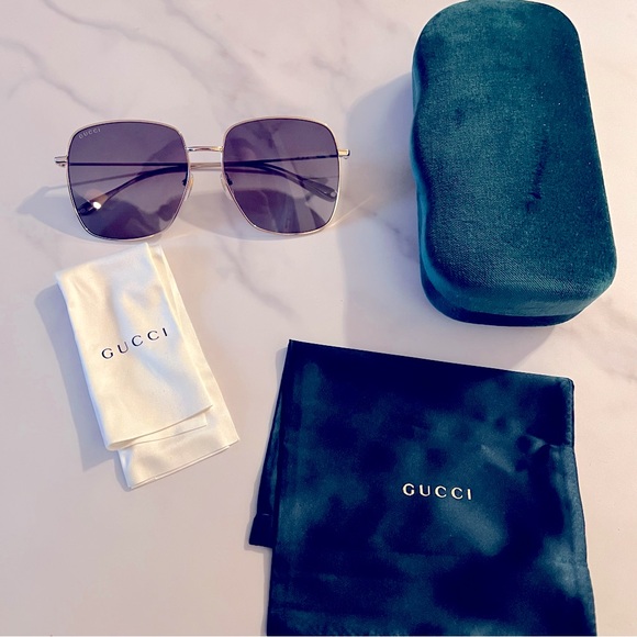 NWT GUCCI WOMEN’S SUNGLASSES